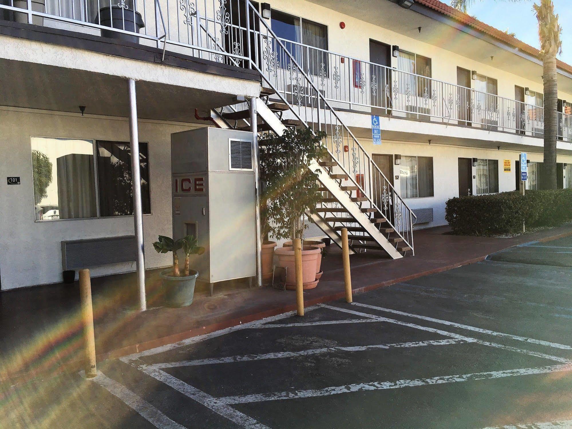 Hawthorne Plaza Inn Near Lax Ngoại thất bức ảnh
